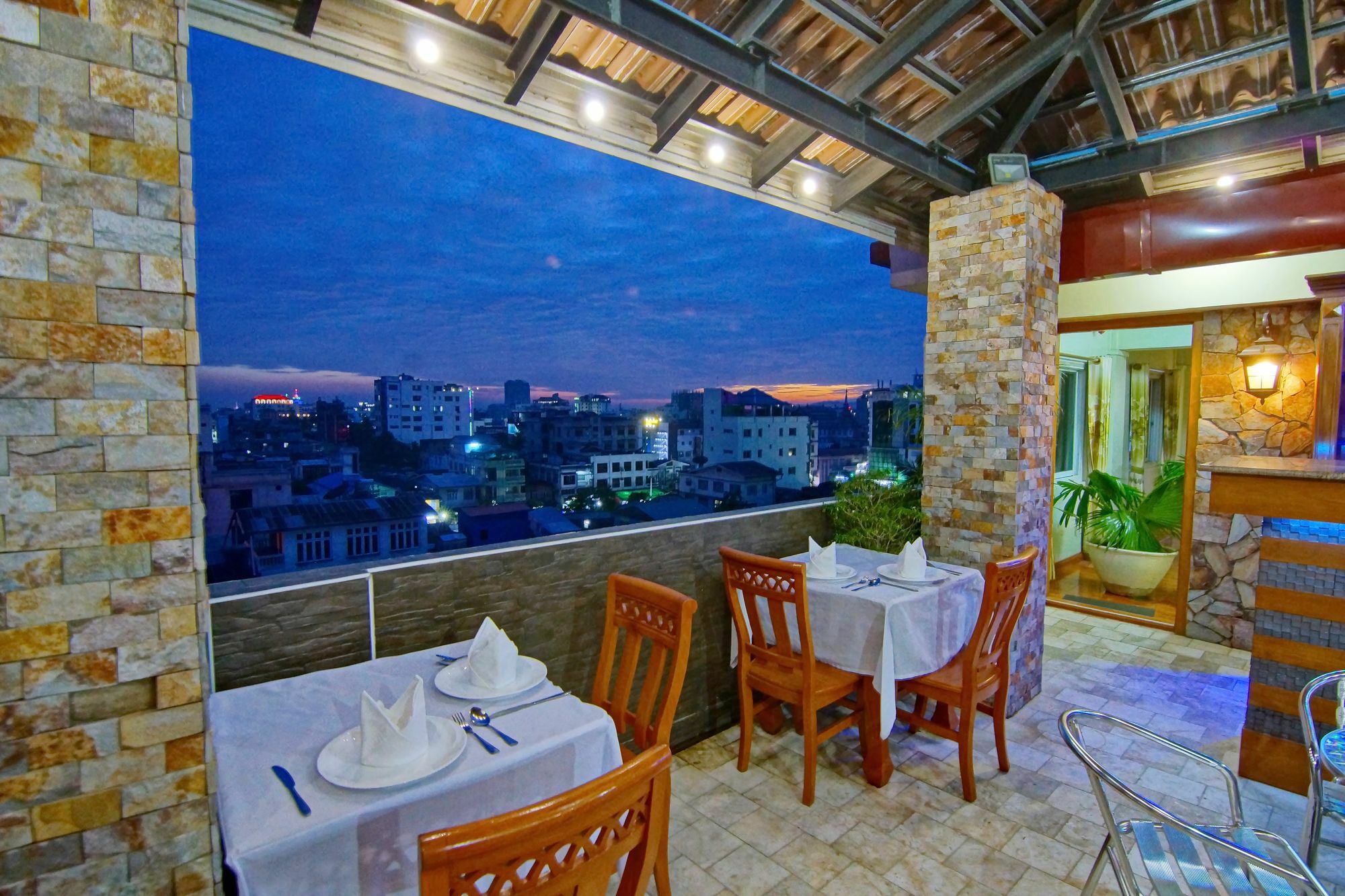 โรงแรม79 ลิฟวิง โรงแรม